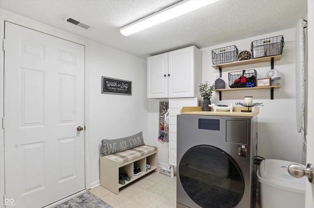 230 Wyndotte Drive, Carmel, IN 46032