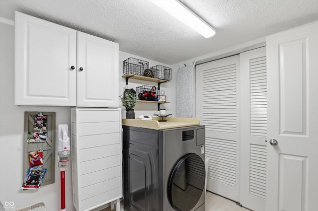 230 Wyndotte Drive, Carmel, IN 46032