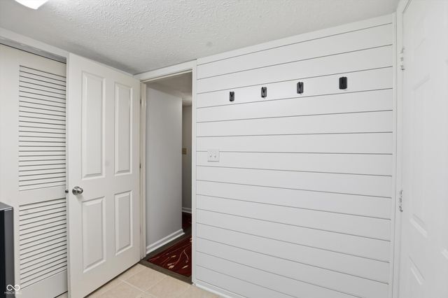 230 Wyndotte Drive, Carmel, IN 46032