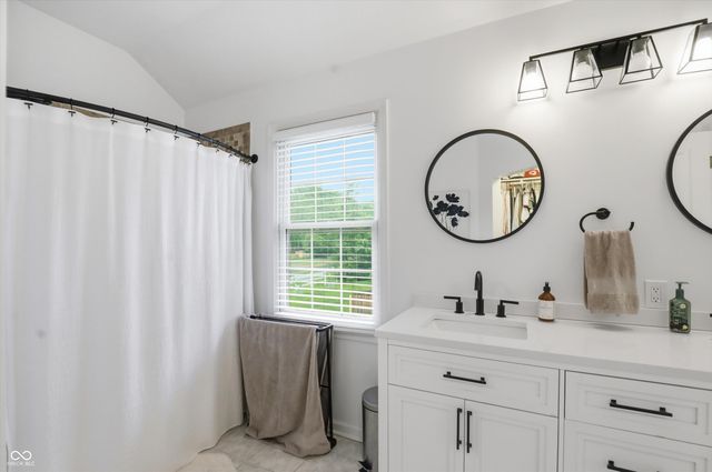 230 Wyndotte Drive, Carmel, IN 46032