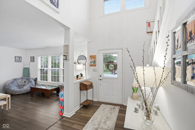 230 Wyndotte Drive, Carmel, IN 46032