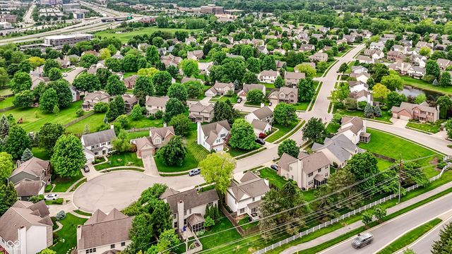 230 Wyndotte Drive, Carmel, IN 46032