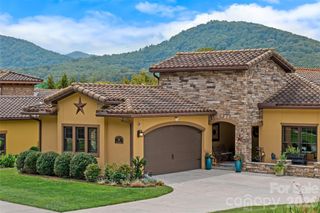 25 Ocaso Drive, Asheville, NC 28806