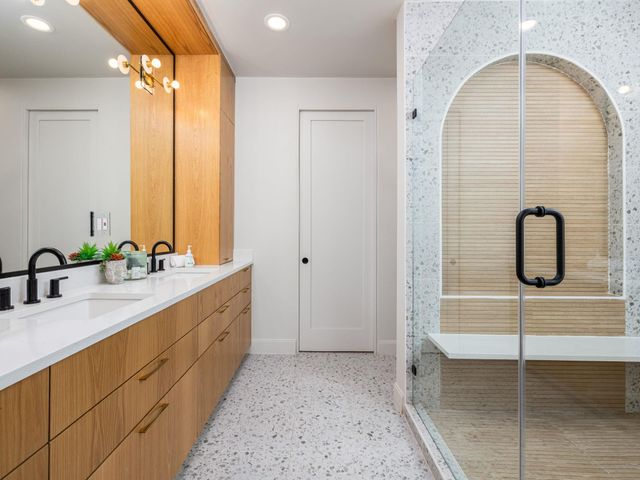 6620 Isabelle DR A, Austin, TX 78752