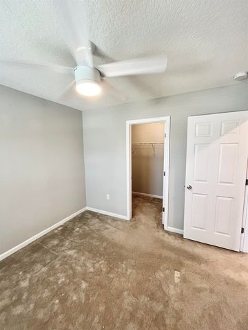 150 Silver Fern Dr, St Augustine, FL 32086