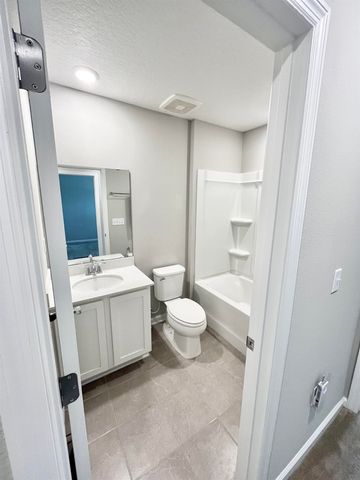 150 Silver Fern Dr, St Augustine, FL 32086