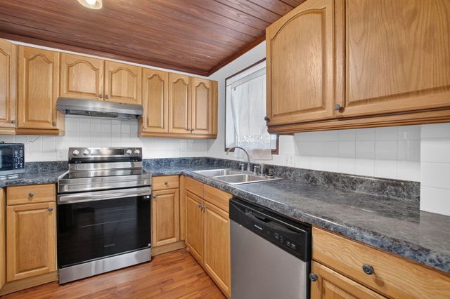 200 Waterway Drive S, Lantana, FL 33462