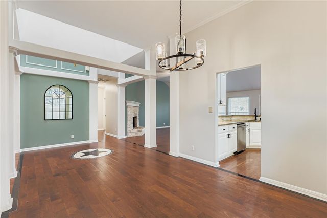 711 DOGWOOD TRL, Cedar Park, TX 78613