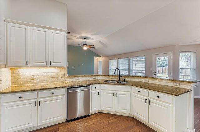 711 DOGWOOD TRL, Cedar Park, TX 78613