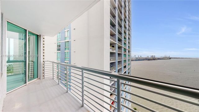 325 S Biscayne Blvd 2226, Miami, FL 33131