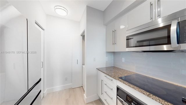 325 S Biscayne Blvd 2226, Miami, FL 33131