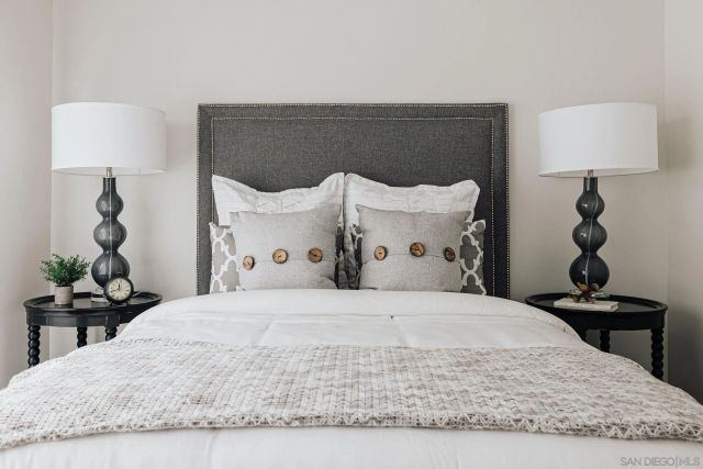 4652 Don Lorenzo Dr A, Los Angeles, CA 90008