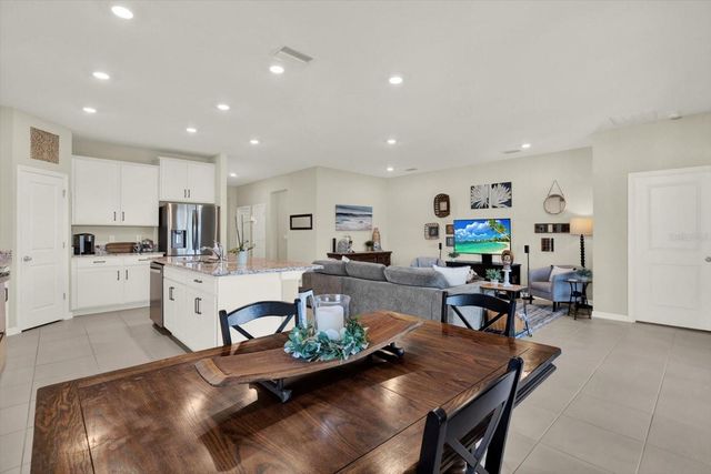 10186 SHORELINE VIEW WAY, Wesley Chapel, FL 33545