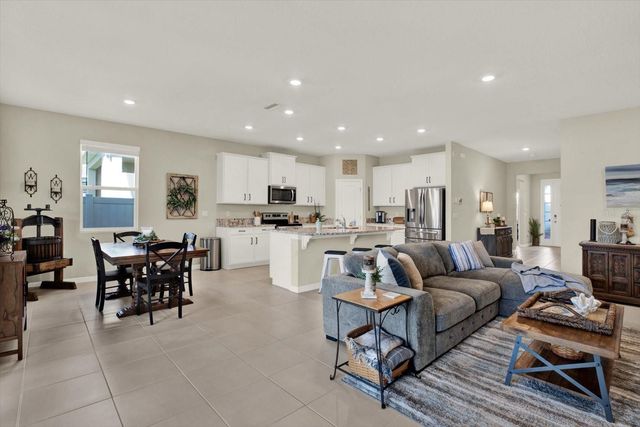 10186 SHORELINE VIEW WAY, Wesley Chapel, FL 33545