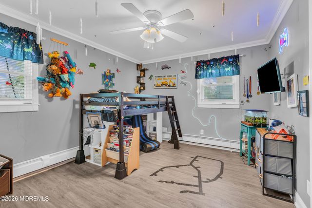 90 Kentucky Avenue, Middletown, NJ 07748