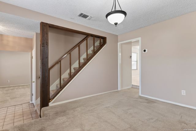 4963 TIMBER TRACE ST, San Antonio, TX 78250
