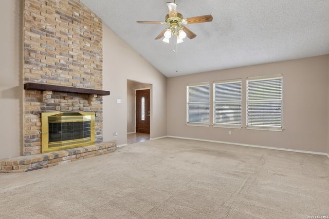 4963 TIMBER TRACE ST, San Antonio, TX 78250