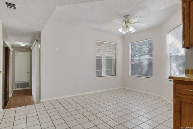 4963 TIMBER TRACE ST, San Antonio, TX 78250
