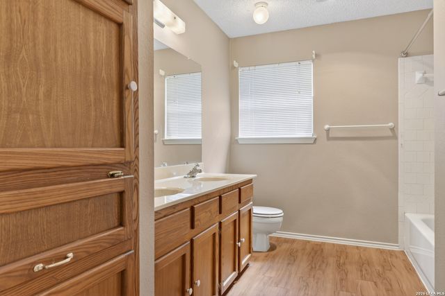 4963 TIMBER TRACE ST, San Antonio, TX 78250