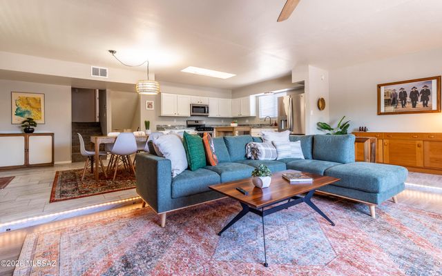 45 N Melrose Avenue, Tucson, AZ 85745