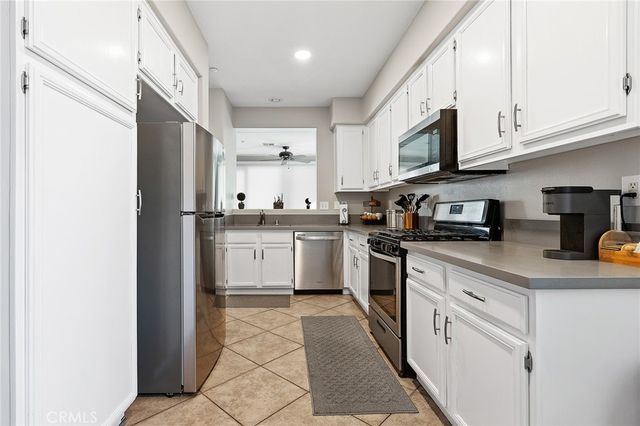 30299 Island Bay Lane, Murrieta, CA 92563