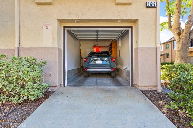 30299 Island Bay Lane, Murrieta, CA 92563