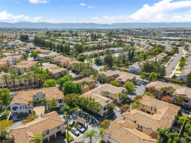 30299 Island Bay Lane, Murrieta, CA 92563
