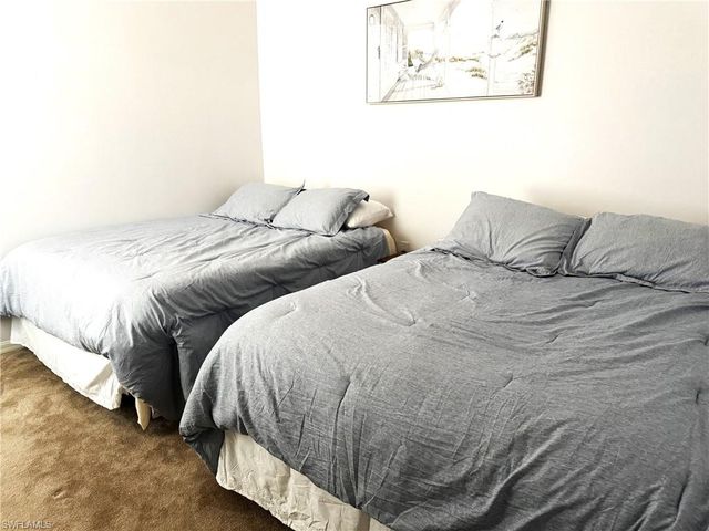 3445 Grand Cypress DR # 202, Naples, FL 34119