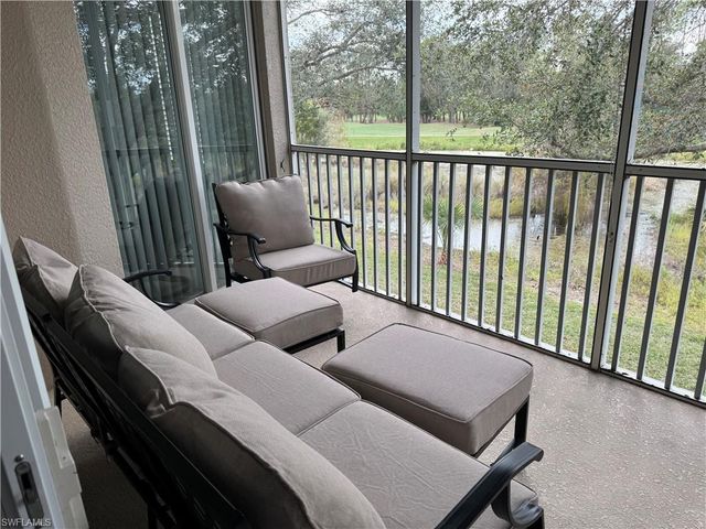 3445 Grand Cypress DR # 202, Naples, FL 34119