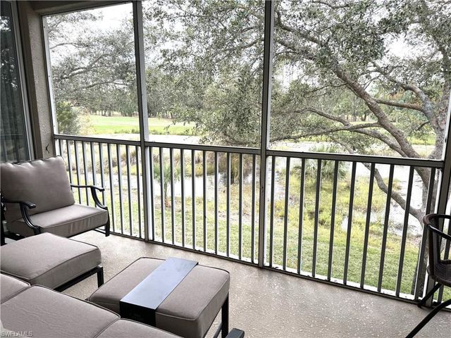 3445 Grand Cypress DR # 202, Naples, FL 34119