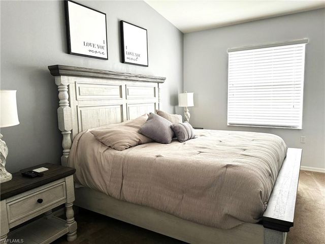 3445 Grand Cypress DR # 202, Naples, FL 34119