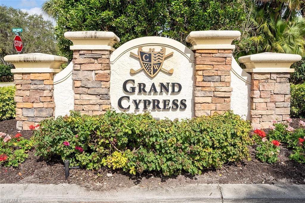 3445 Grand Cypress DR # 202, Naples, FL 34119