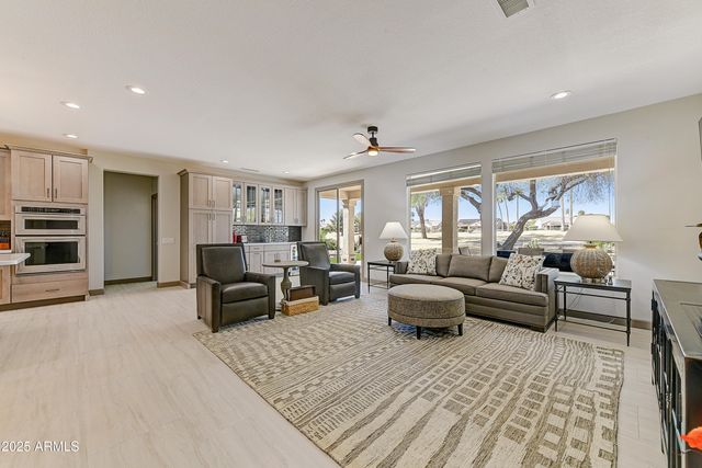 15766 W GRAND POINT Lane, Surprise, AZ 85374