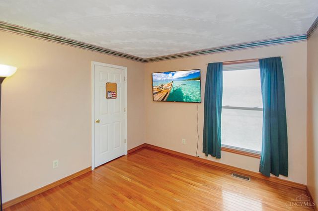 616 Lorelei Drive, Perry Twp, OH 45118