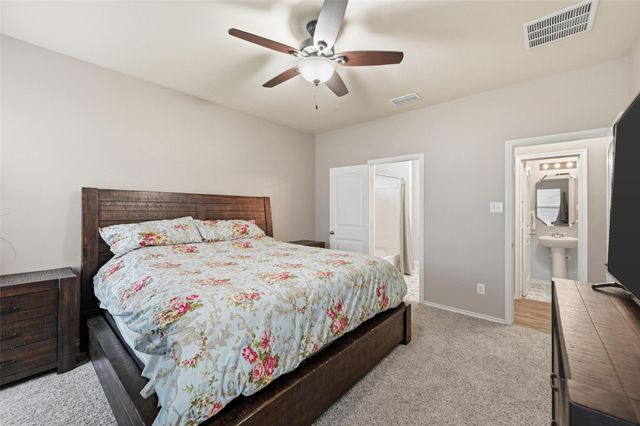 1401 Briarwood Drive, Azle, TX 76020