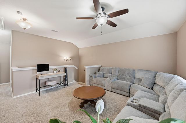 1401 Briarwood Drive, Azle, TX 76020