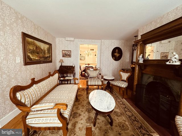 1627 ALICEANNA ST, Baltimore, MD 21231