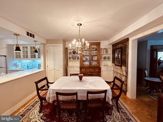 1627 ALICEANNA ST, Baltimore, MD 21231
