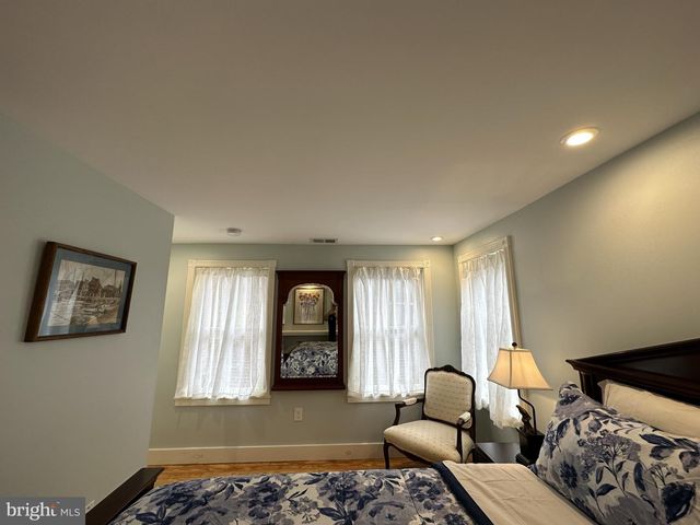 1627 ALICEANNA ST, Baltimore, MD 21231