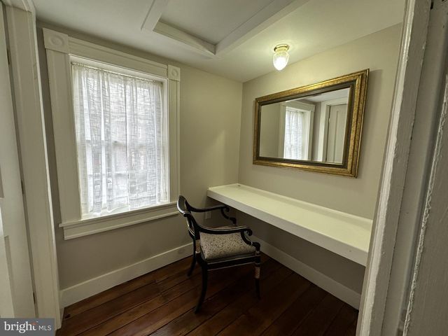 1627 ALICEANNA ST, Baltimore, MD 21231
