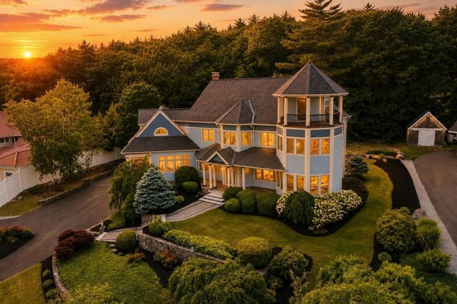 258 Hill St, Leominster, MA 01453