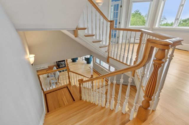 258 Hill St, Leominster, MA 01453