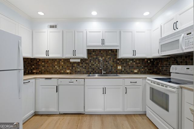 3405 Ashwood Lane, Atlanta, GA 30341