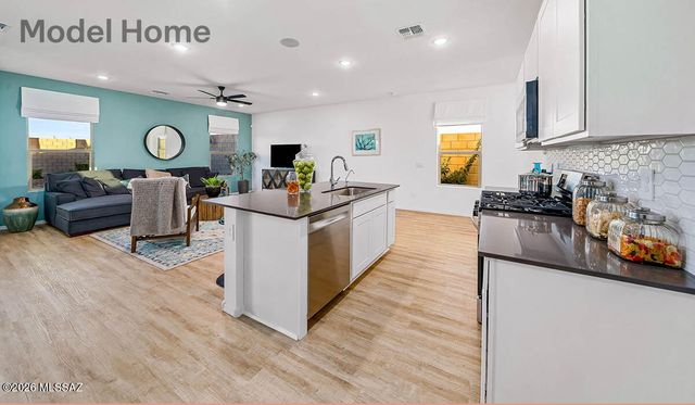 12294 E Patricia Ann Drive, Vail, AZ 85641