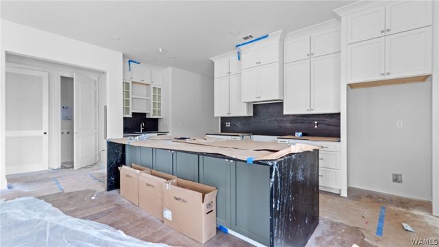 927 12th 100, Tuscaloosa, AL 35401
