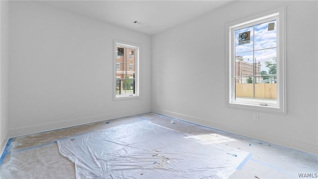 927 12th 100, Tuscaloosa, AL 35401