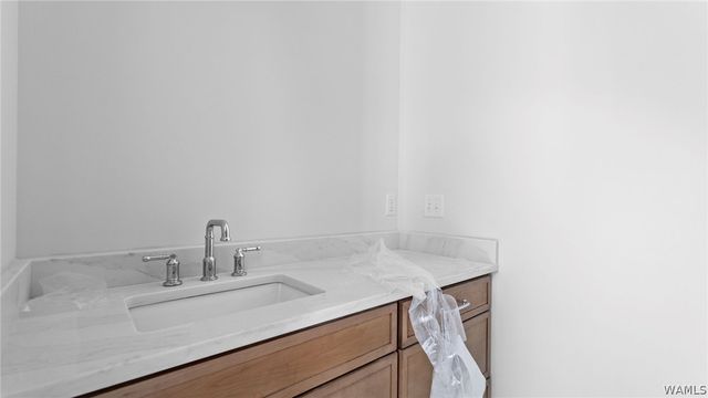 927 12th 100, Tuscaloosa, AL 35401