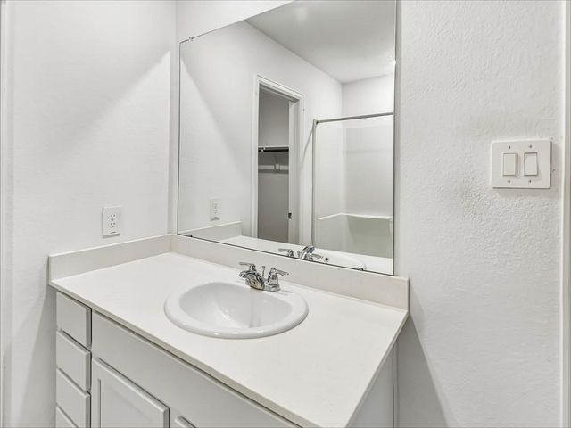 18739 Mercer Falls Drive, Hockley, TX 77447