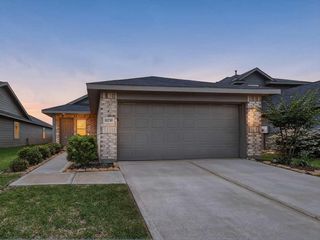 18739 Mercer Falls Drive, Hockley, TX 77447