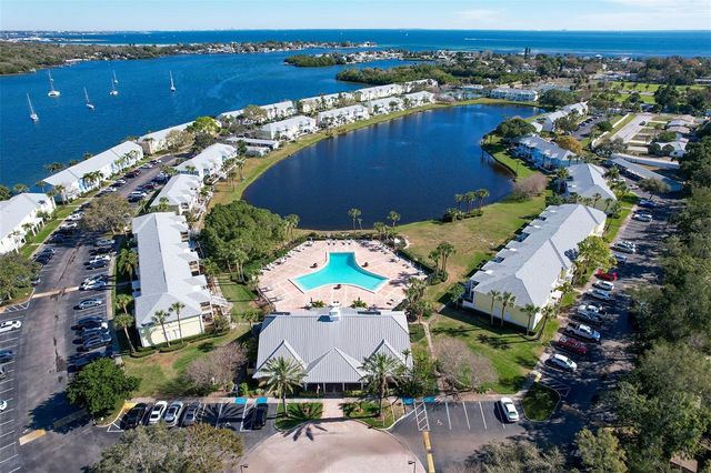 225 POMPANO DRIVE SE C, St Petersburg, FL 33705